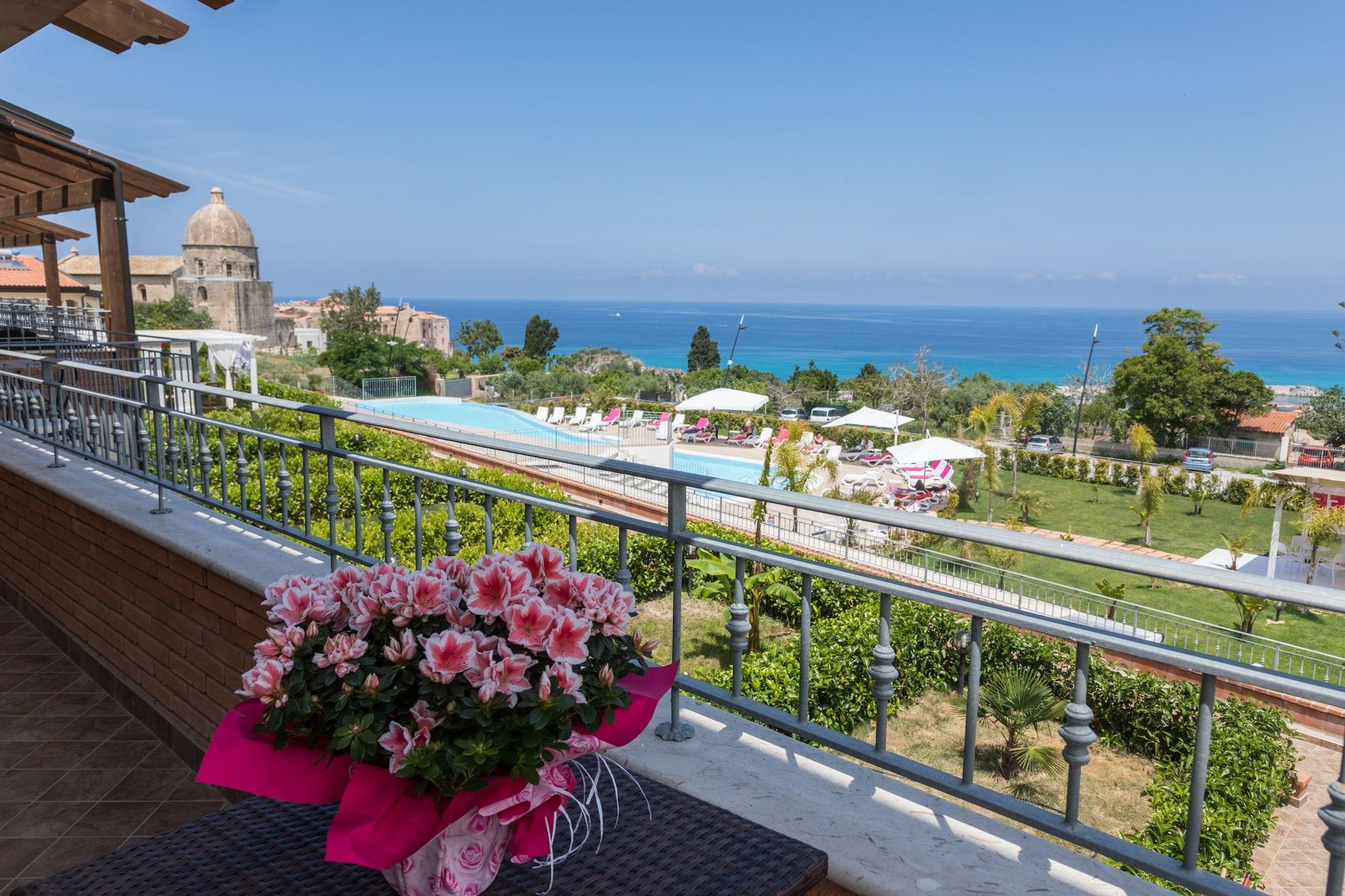 Sentido Michelizia Tropea Resort Luaran gambar