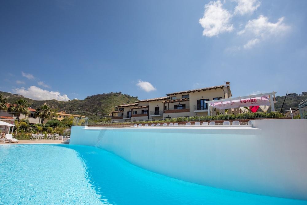 Sentido Michelizia Tropea Resort Luaran gambar