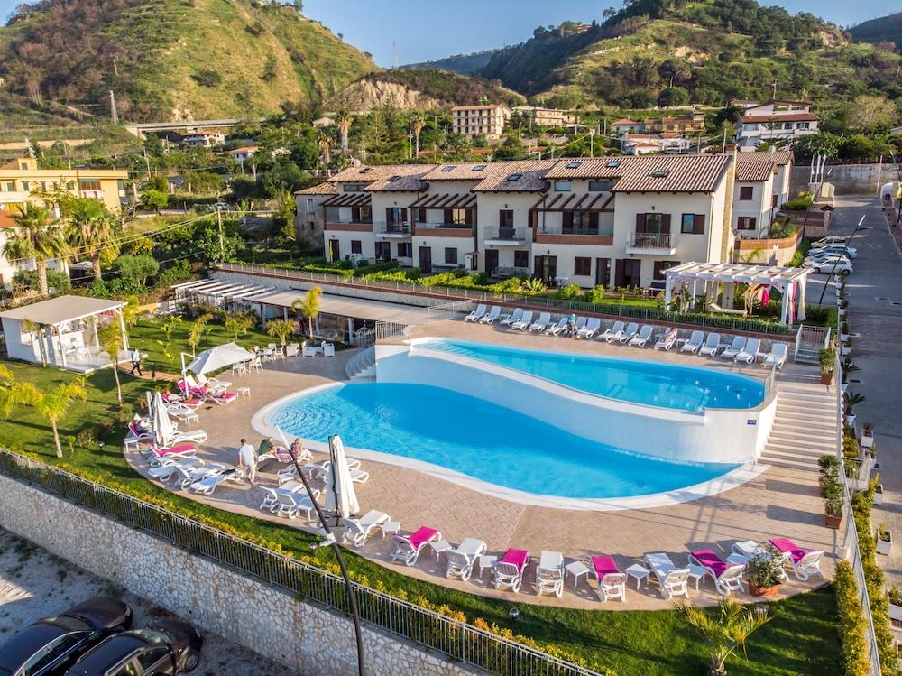 Sentido Michelizia Tropea Resort Luaran gambar