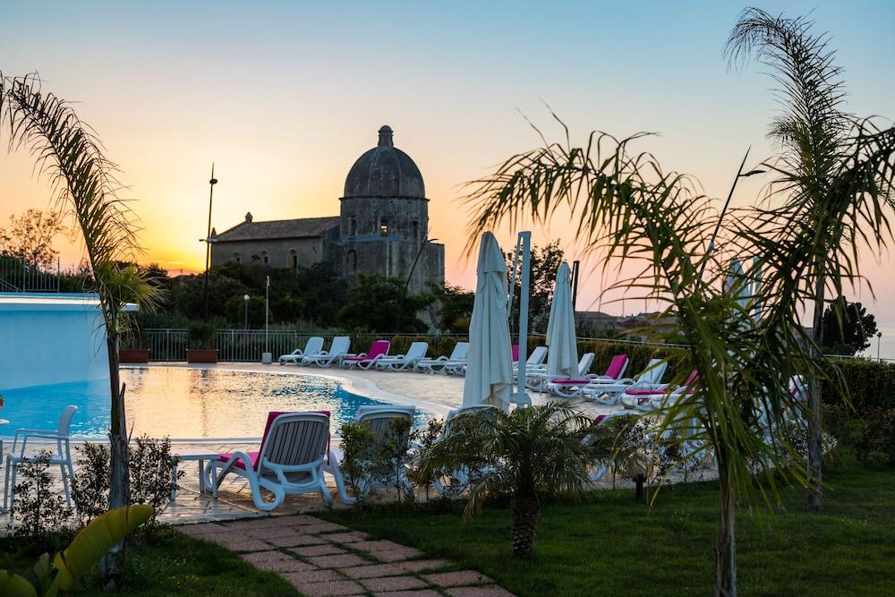 Sentido Michelizia Tropea Resort Luaran gambar
