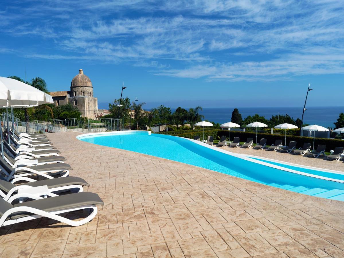 Sentido Michelizia Tropea Resort Luaran gambar