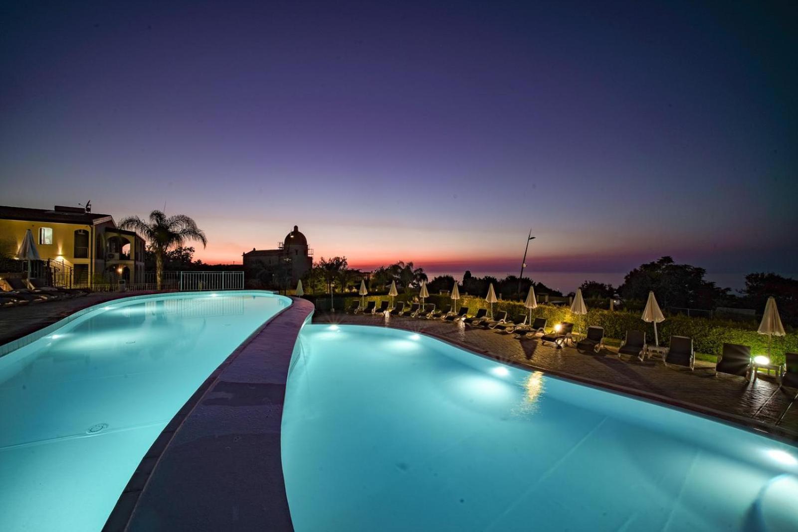 Sentido Michelizia Tropea Resort Luaran gambar